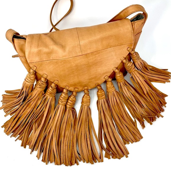 DAY & MOOD Lee Crossbody in Camel - Picture 2 of 8